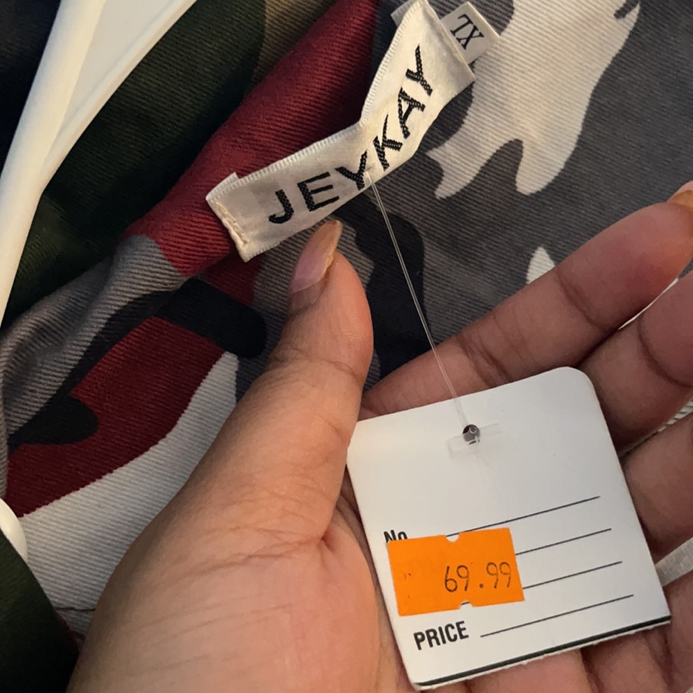 Fancy jacket - Picture 7 of 7